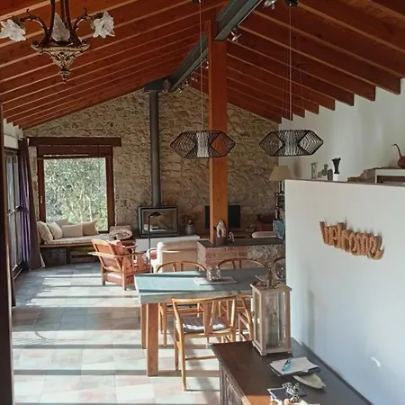 Casa La Escondida En Ovio, Llanes Ovío
