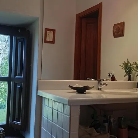 Casa La Escondida En Ovio, Llanes Ovío