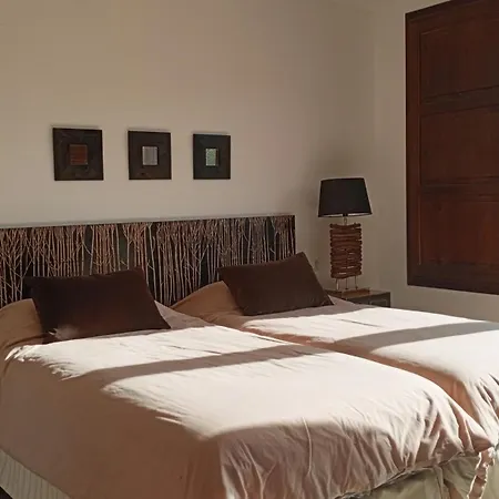 Casa La Escondida En Ovio, Llanes シャレー