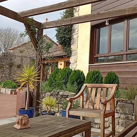 Casa La Escondida En Ovio, Llanes シャレー *